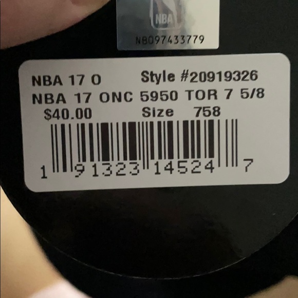 Raptors New Era 59 Fifty NBA on court official hat - Picture 6 of 6